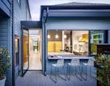 How They Pulled It Off: A 48-Foot Glass Hallway Joins a Pair of Historic Homes